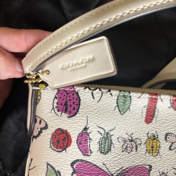 ✨ Coach Crossbody – Pre-Loved, Like New ✨ - Picture 6 of 8